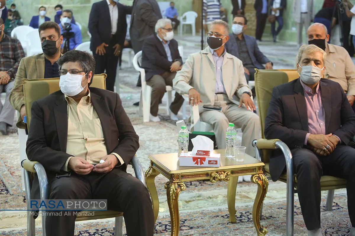آیین رونمایی کتاب عکس خواهر خورشید