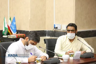 نشست هم اندیشی جمعی از طلاب با موضوع "نقش حوزه در انتخابات ۱۴۰۰"