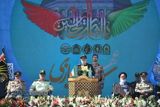 صبحگاه مشترک نیروی&zwnj;های مسلح در مسجد مقدس جمکران