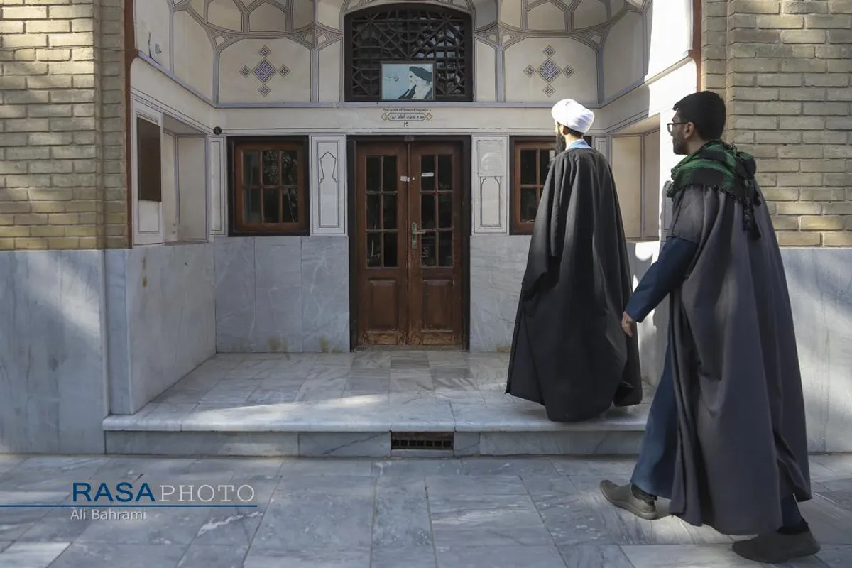 حجره حضرت امام خمینی (ره) در مدرسه فیضیه قم
