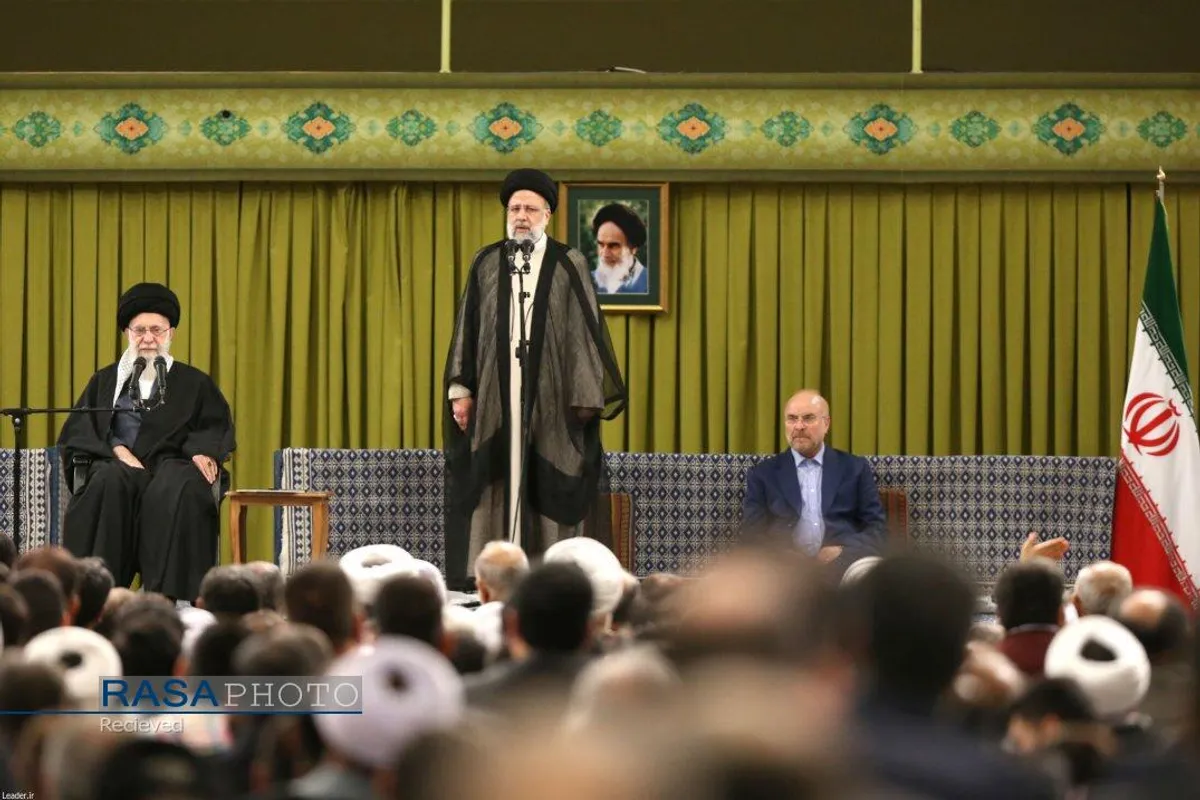 دیدار مسئولان، سفرای کشورهای اسلامی و جمعی از اقشار مختلف مردم با رهبر انقلاب