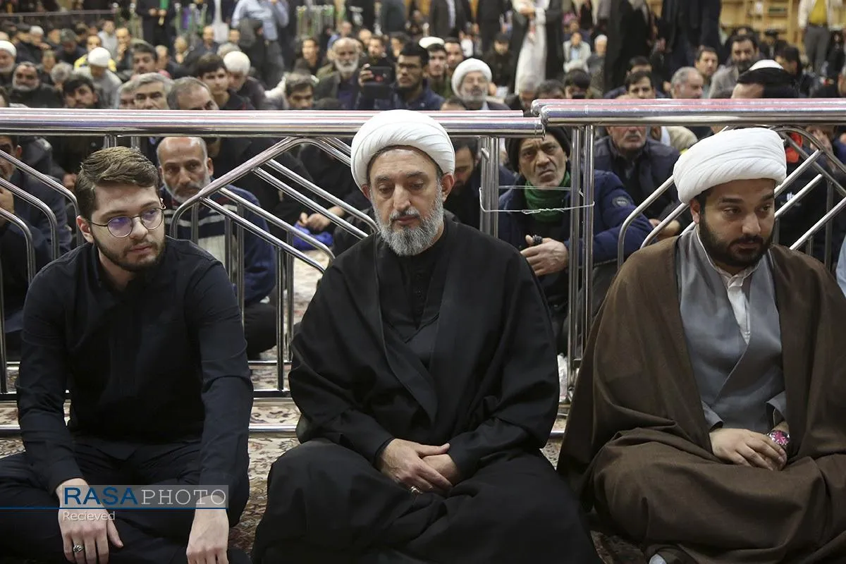 بزرگداشت شهید لاریجانی و وداع با پیکر مطهر شهید کیارش در حرم بانوی کرامت
