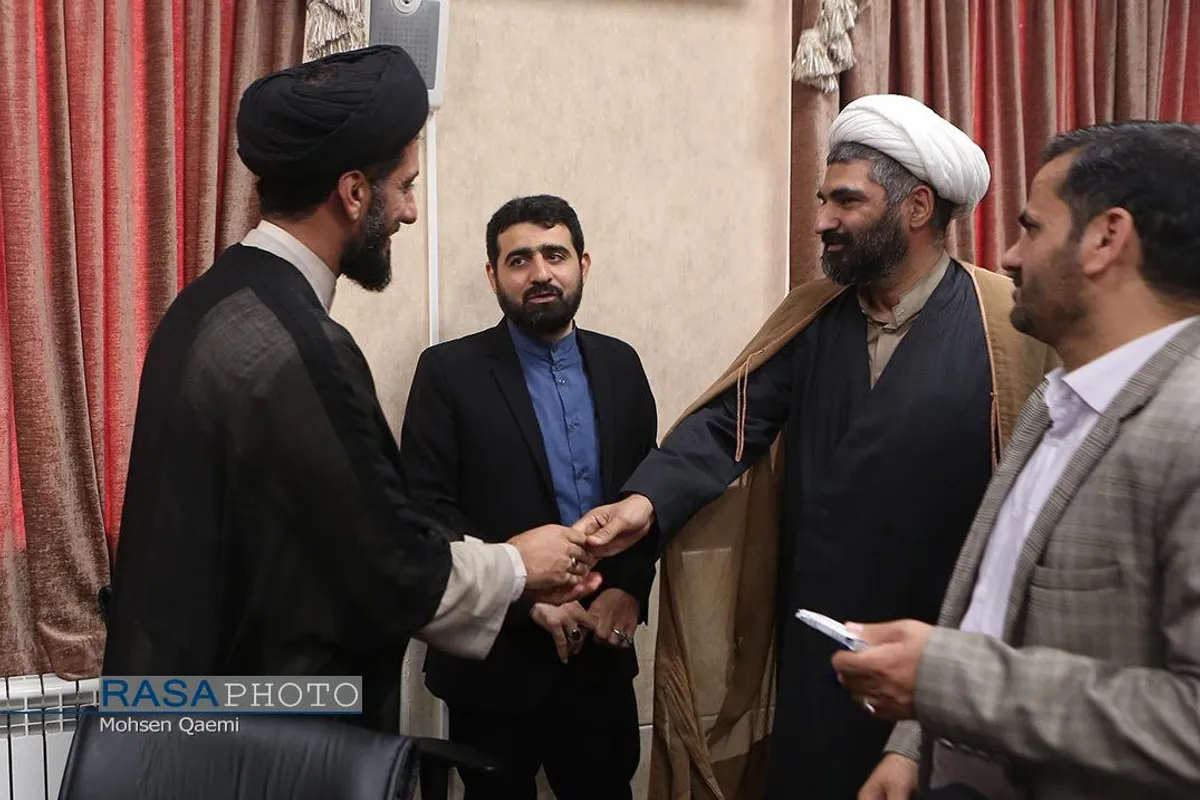 نشست علمی رویکرد شناسی در تبیین حوزه انقلابی