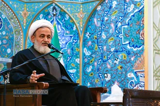 راهپیمایی مردم قم در سالروز قیام ۱۵ خرداد