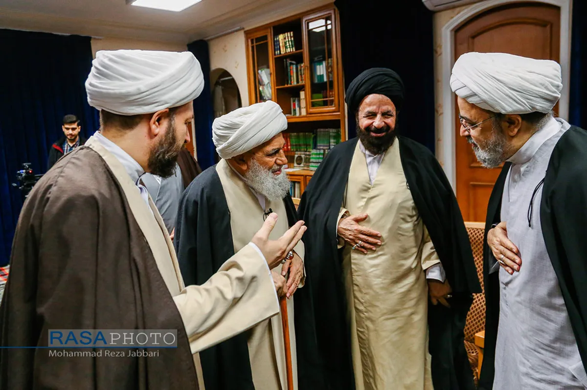دیدار دبیرکل مجمع جهانی تقریب مذاهب با آیت الله کریمی جهرمی&lrm;&lrm;