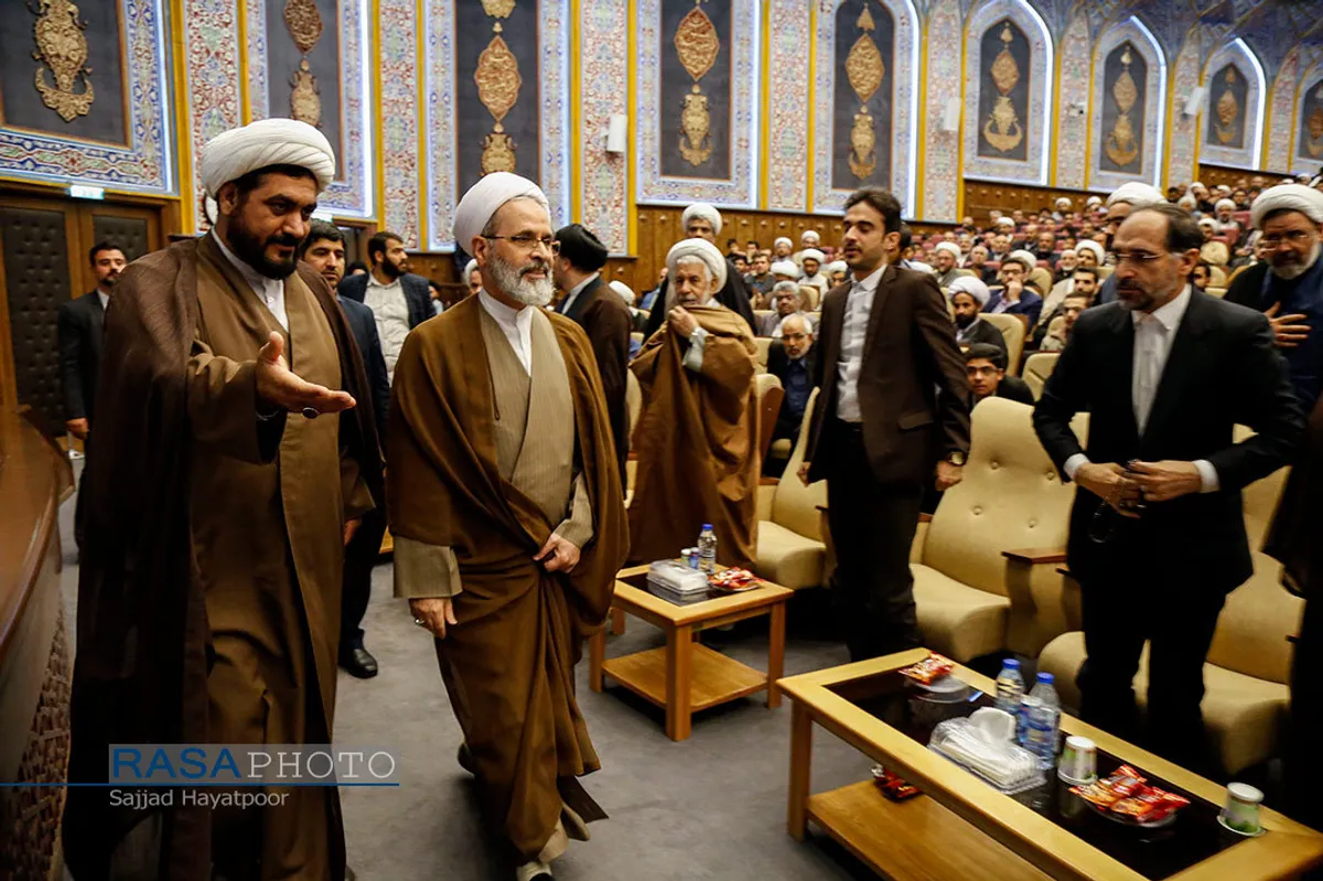 همایش یاوران وقف استان قم