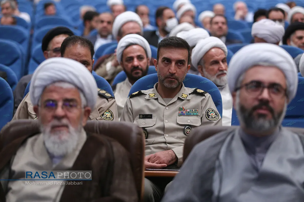 همایش نقش مبلغان در دفاع مقدس&lrm;&lrm;