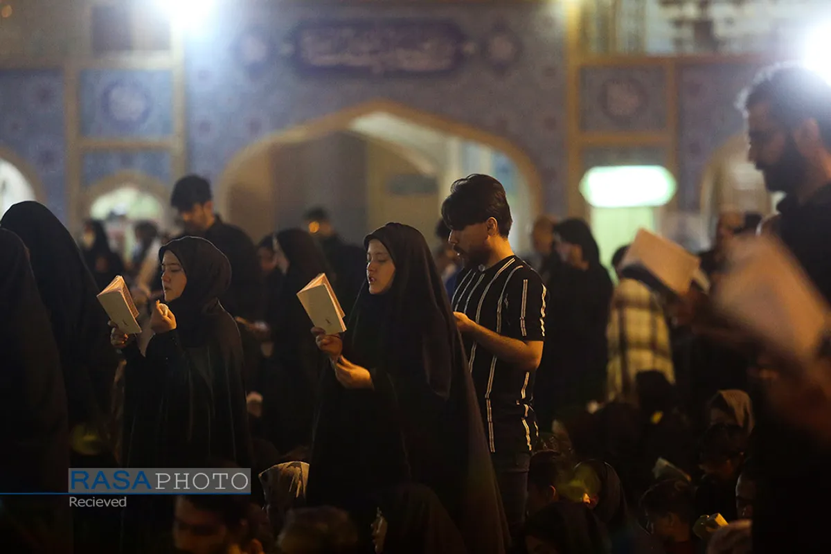 احیا شب ۲۱ ماه مبارک رمضان در حرم حضرت معصومه (سلام&zwnj;الله&zwnj;علیها)