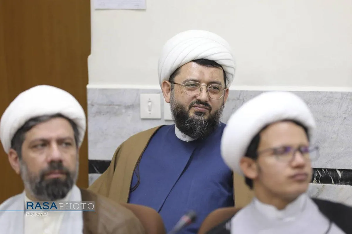 دیدار معاون و مدیران پژوهش حوزه&zwnj;های علمیه با آیت الله شب&zwnj;زنده دار