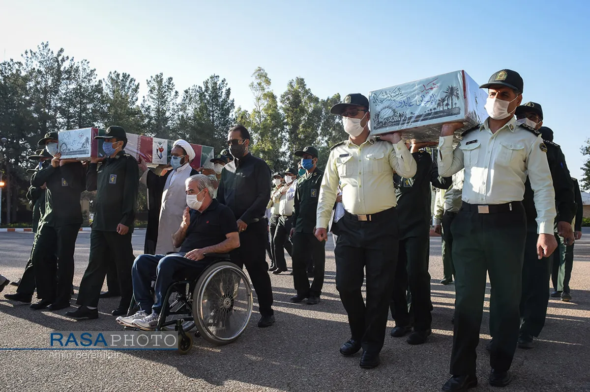 تشییع پیکر شهدا دفاع مقدس در شیراز&lrm;