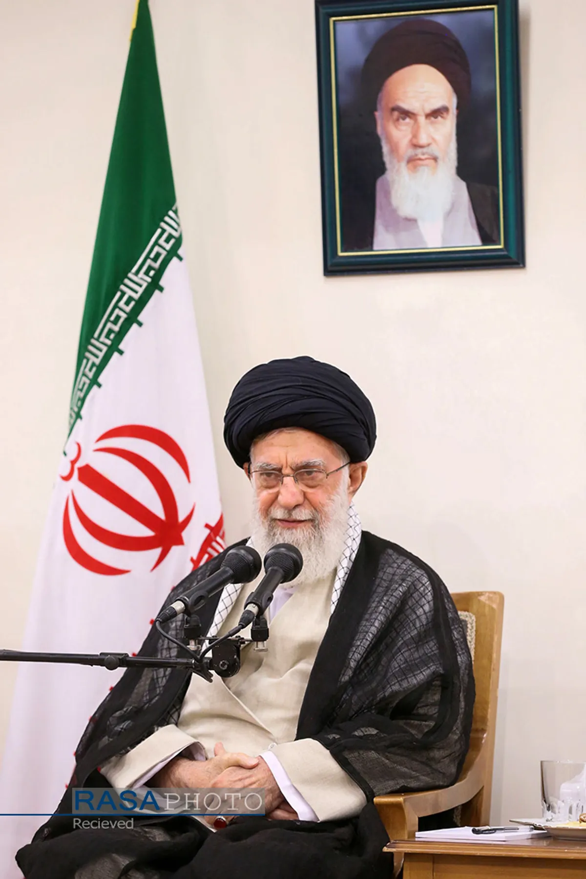 دیدار رئیس&zwnj;جمهور و اعضای هیئت دولت مقام معظم رهبری