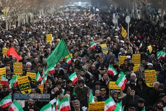 راهپیمایی نمازگزاران مشهد در حمایت ازسپاه و اقتدار و امنیت نظام اسلامی