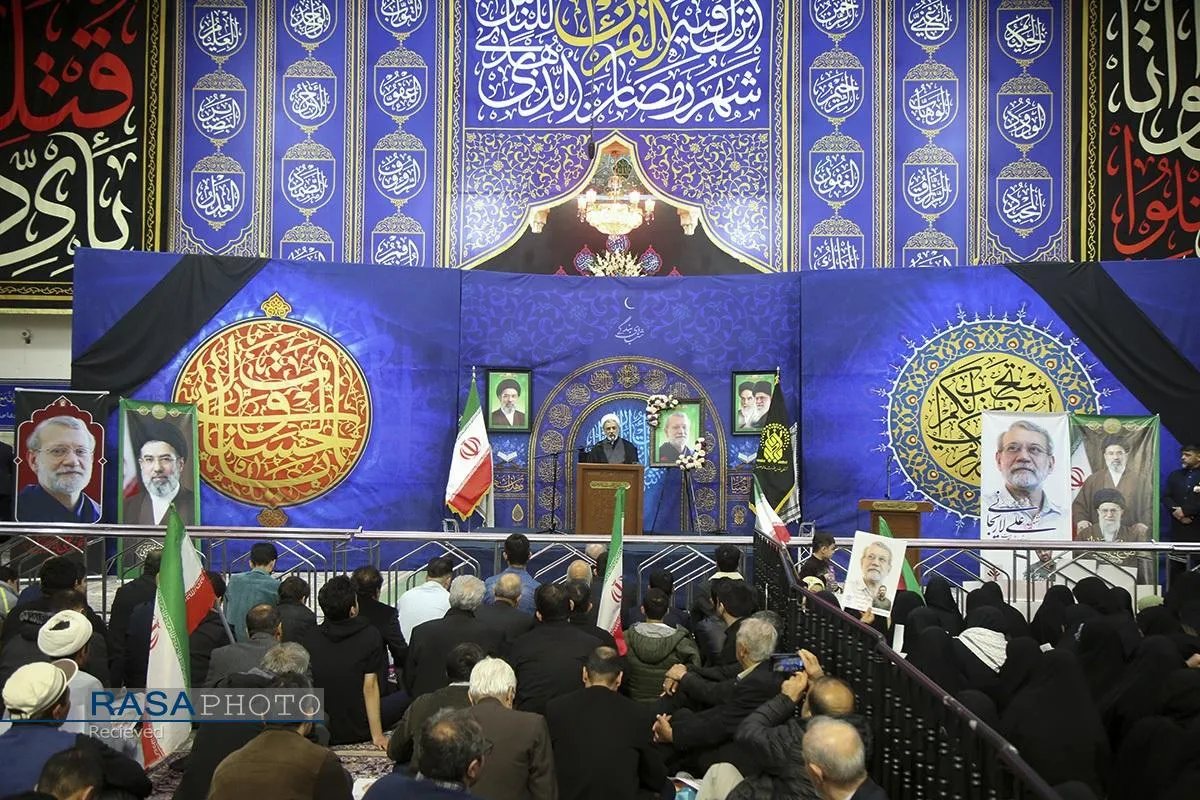 بزرگداشت شهید لاریجانی و وداع با پیکر مطهر شهید کیارش در حرم بانوی کرامت