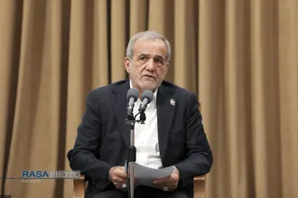 دیدار رئیس&zwnj; جمهور و اعضای هیئت دولت با رهبر معظم انقلاب