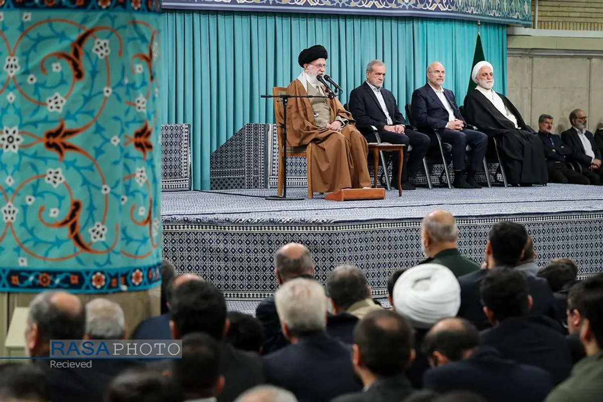 دیدار مسئولان نظام و سفرای کشورهای اسلامی با رهبر معظم انقلاب