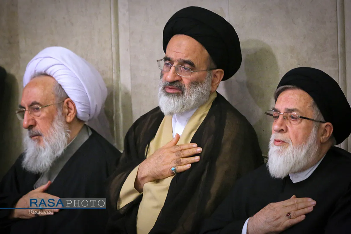 مراسم بزرگداشت آیت&zwnj;الله مؤمن در حسینیه امام خمینی با حضور مقام معظم رهبری