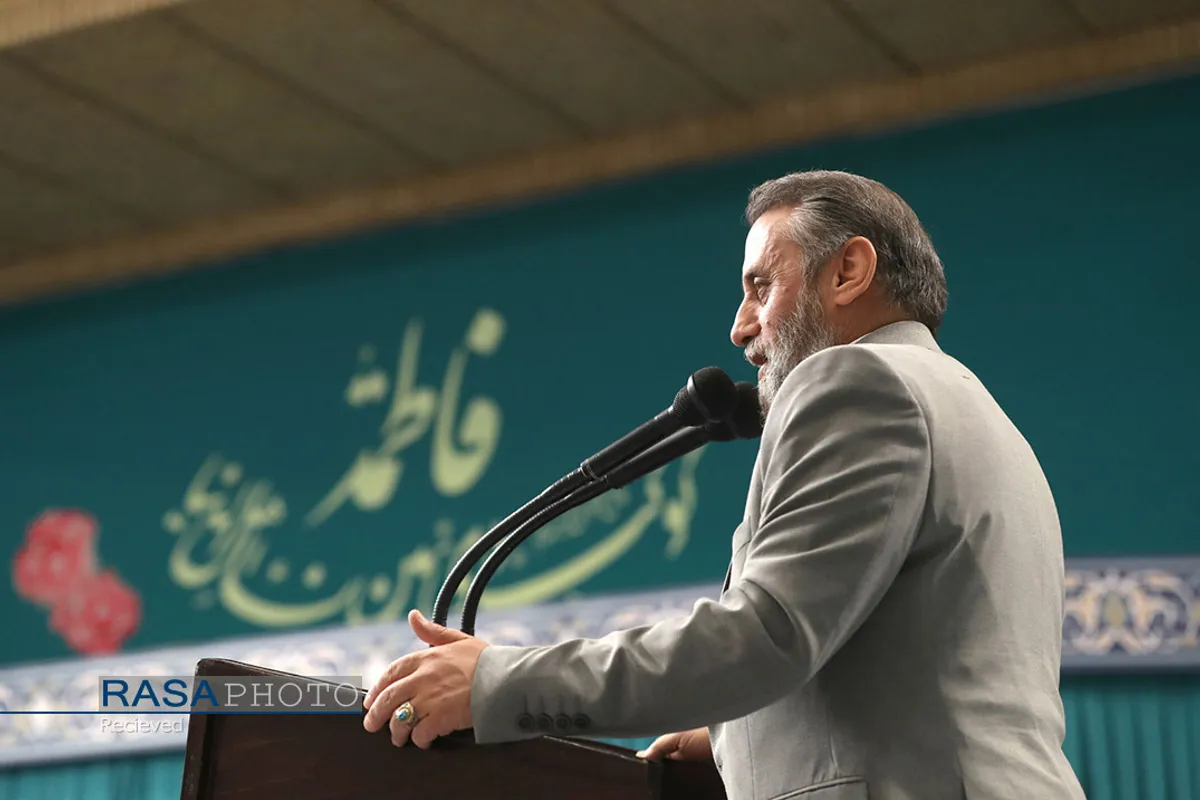 دیدار مداحان اهل&zwnj;بیت (علیهم&zwnj;السلام) با مقام معظم رهبری