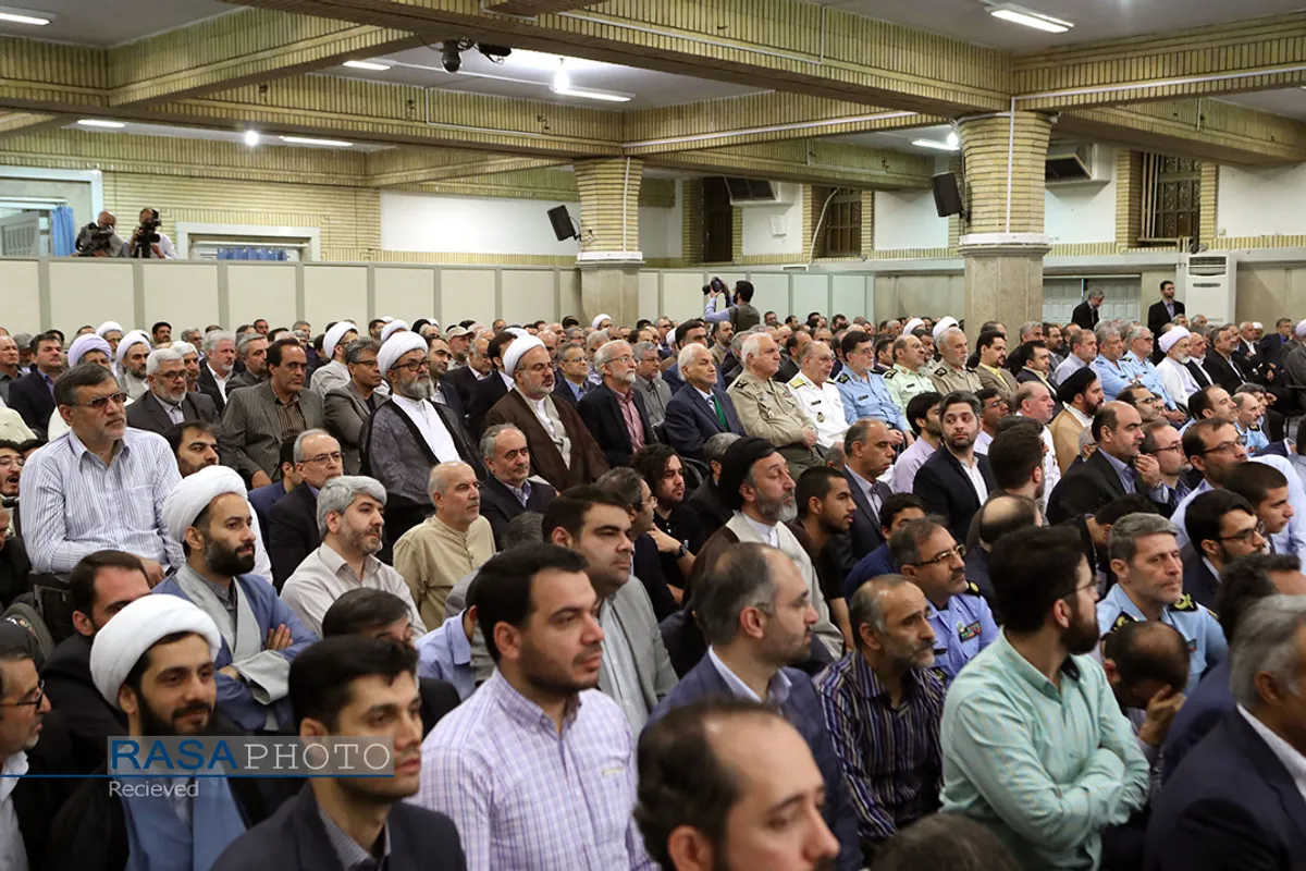 دیدار مسئولان و سفرای کشور&zwnj;های اسلامی با مقام معظم رهبری