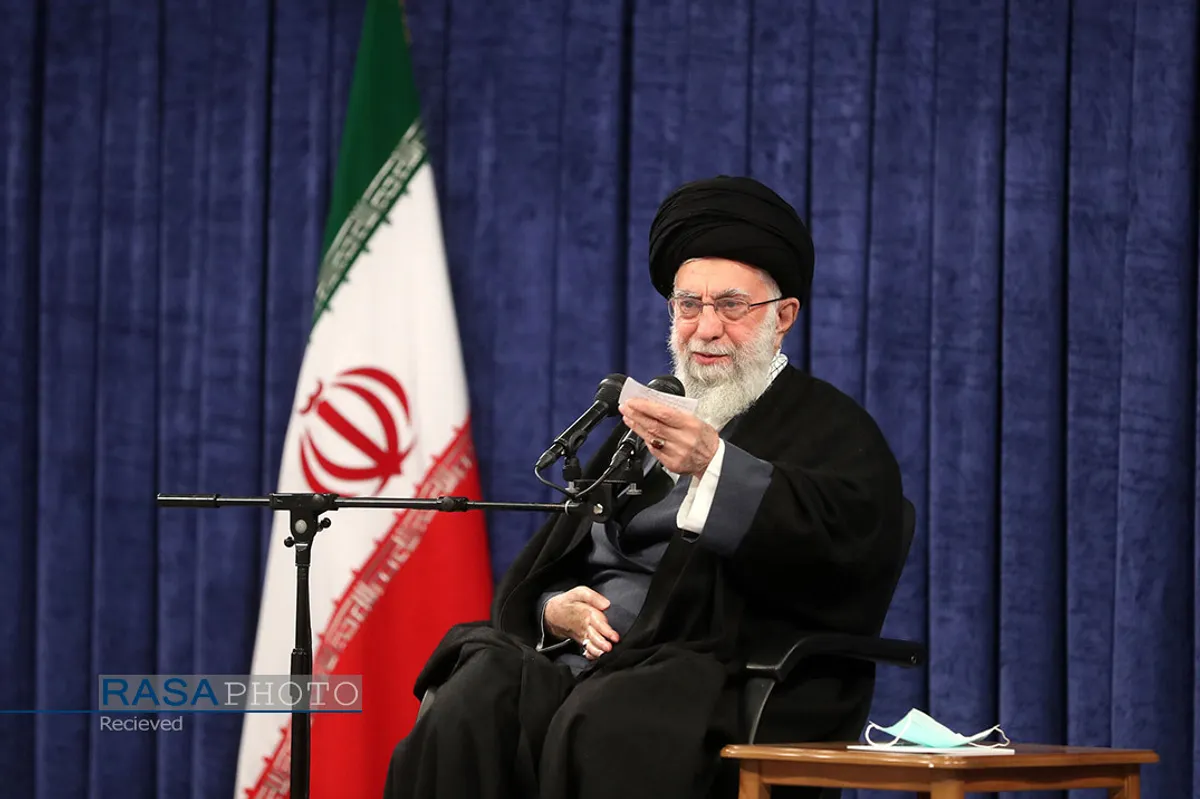 دیدار رمضانی مسئولان نظام با مقام معظم رهبری