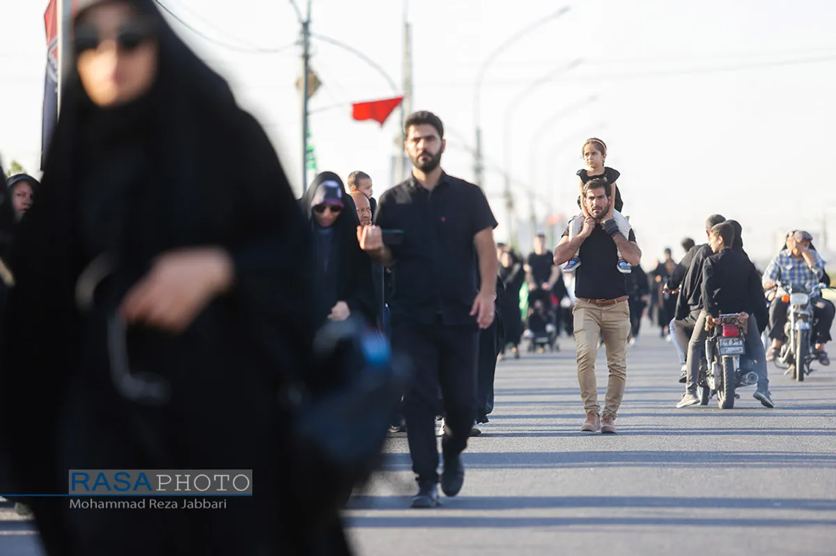 پیاده روی جاماندگان اربعین در قم