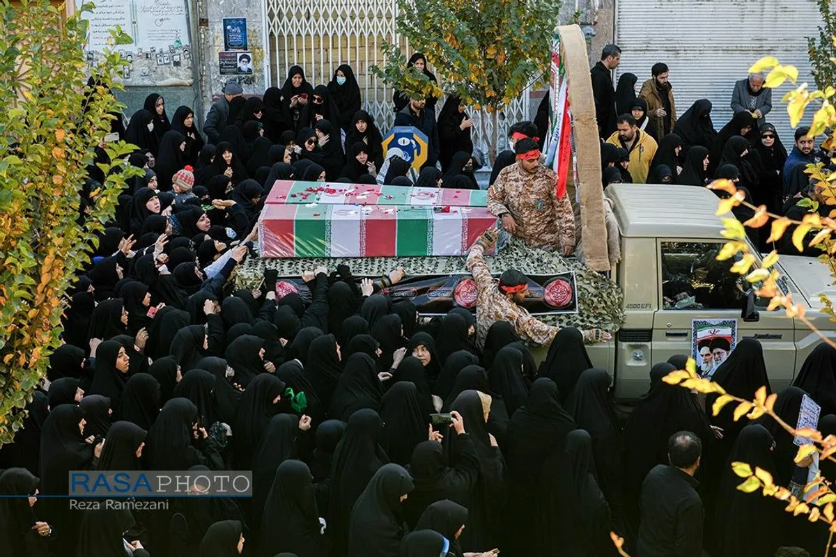 تشییع پیکر مطهر ۷ شهید گمنام دفاع مقدس در قم