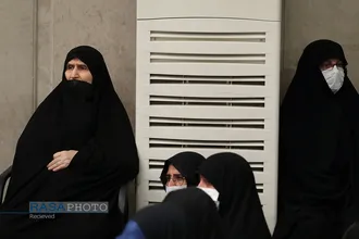 دیدار مسئولان نظام و سفرای کشور&zwnj;های اسلامی با مقام معظم رهبری