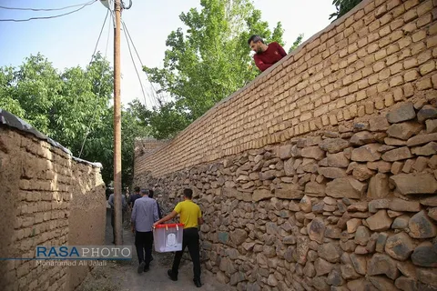 صندوق سیار اخذ رای در روستا های قم