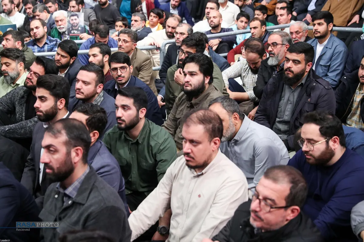 دیدار خانواده شهدای اقتدار با رهبر انقلاب در روز میلاد امیرالمومنین (علیه&zwnj;السلام)