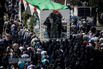 مراسم تشییع پیکر مطهر ۱۵۰ شهید دفاع مقدس در تهران&lrm;