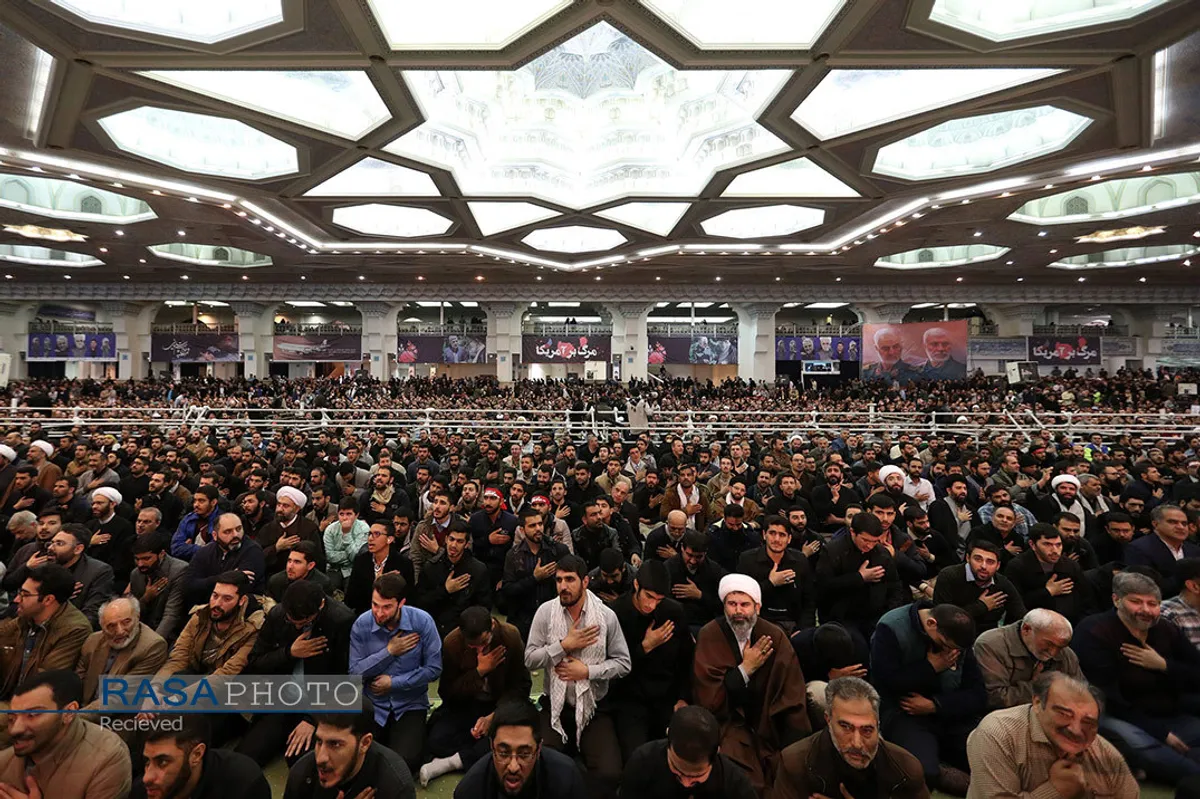 اقامه نماز جمعه به امامت مقام معظم رهبری