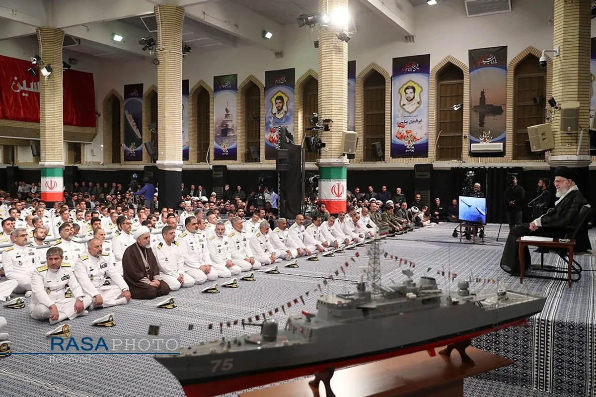 دیدار کارکنان و خانواده&zwnj;های ناوگروه ۸۶ ارتش با فرمانده کل قوا