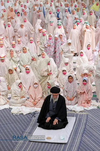 مراسم جشن تکلیف دختران دانش&zwnj;آموز با حضور مقام معظم رهبری