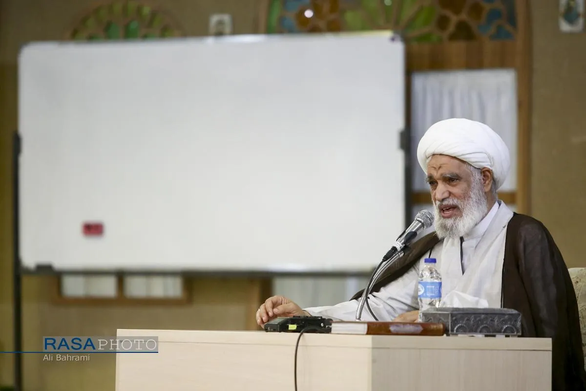 مراسم اختتامیه دوره آموزشی - توجیهی با حضور ۵۰۰ نفر از معاونین و مسئولین تبلیغ