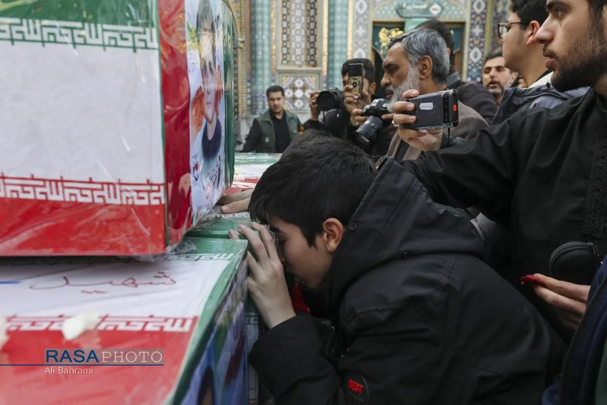 تشییع پبکر ۶ شهید جنگ رمضان در قم