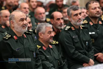 دیدار هزاران نفر از فرماندهان سپاه پاسداران انقلاب اسلامی با حضرت آیت الله خامنه ای فرمانده کل قوا