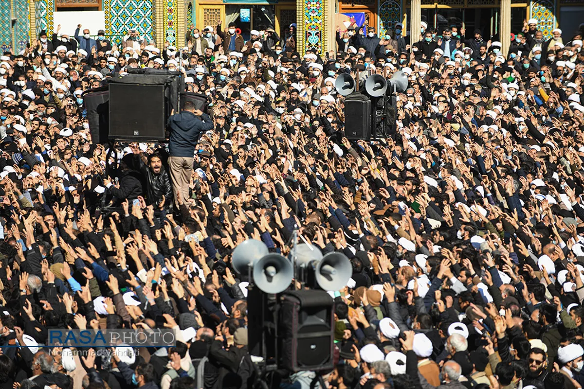 تشییع حضرت آیت الله صافی گلپایگانی در قم