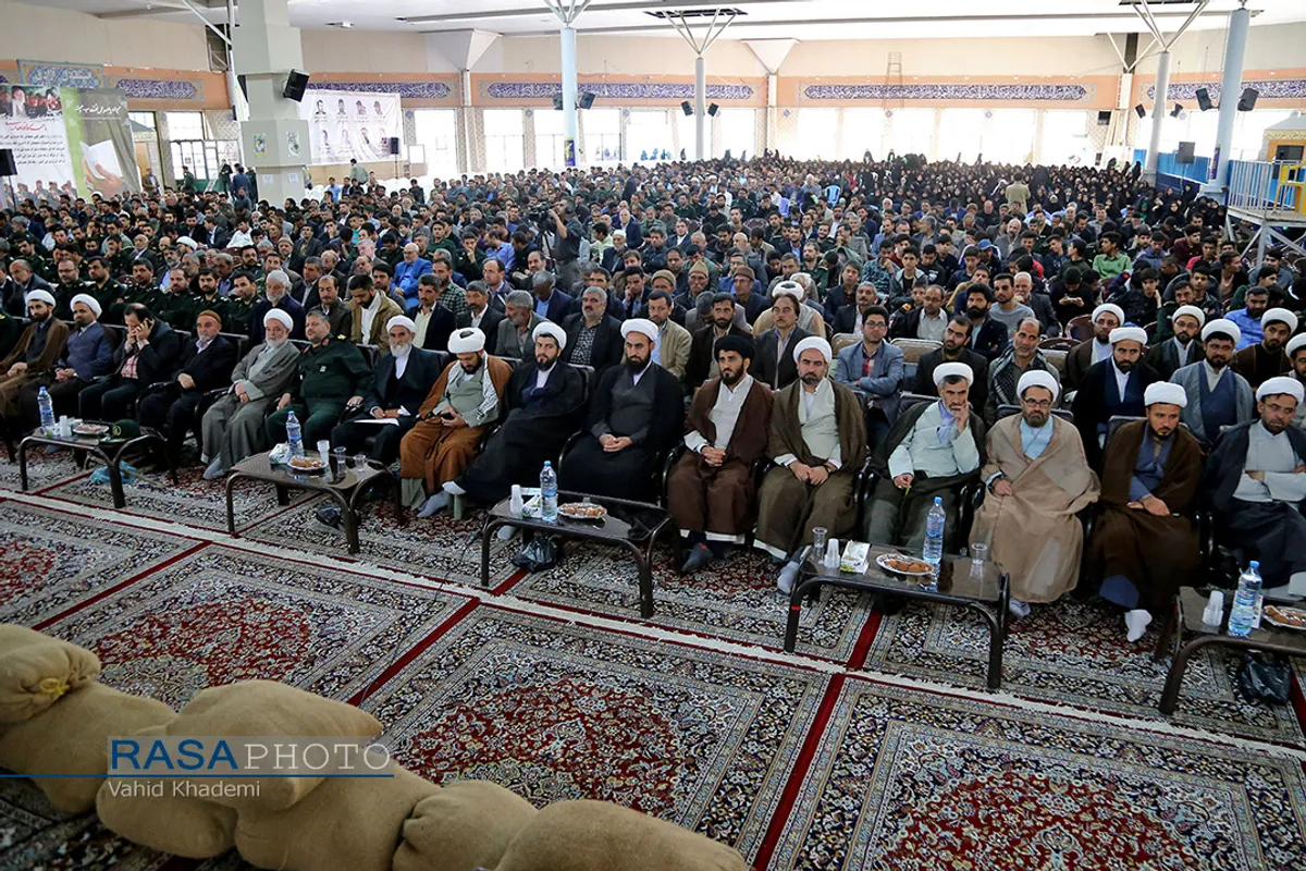 همایش "گام دوم در عصر جدید" در بجنورد&lrm;