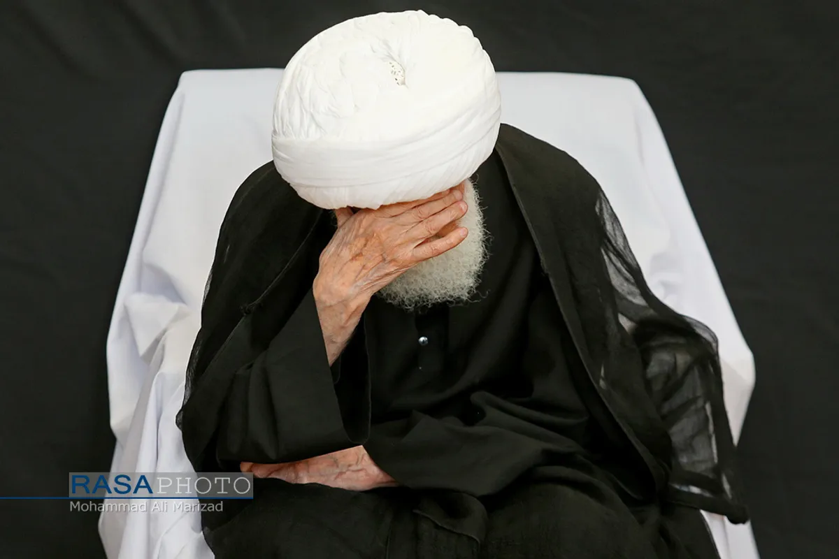عزاداری روز چهارم محرم در بیت حضرت آیت الله نوری همدانی