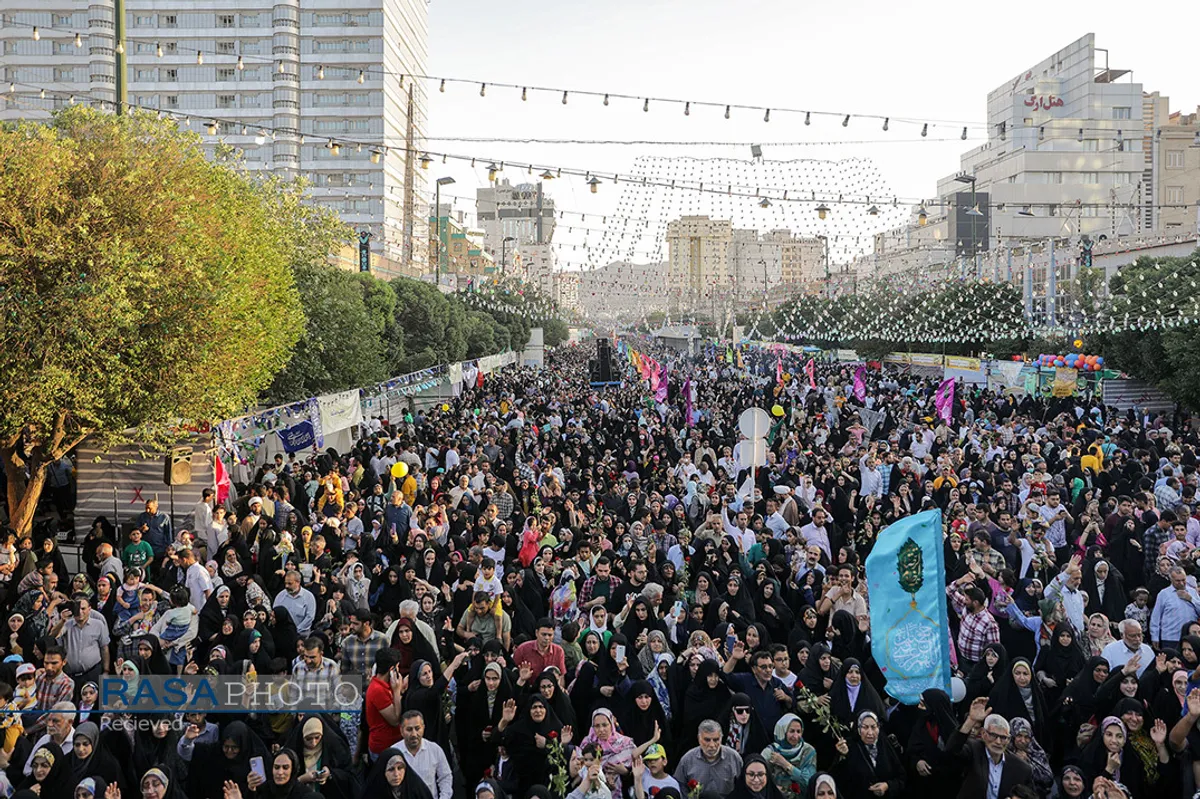 جشن بزرگ امام رضایی&zwnj;ها در مشهد مقدس