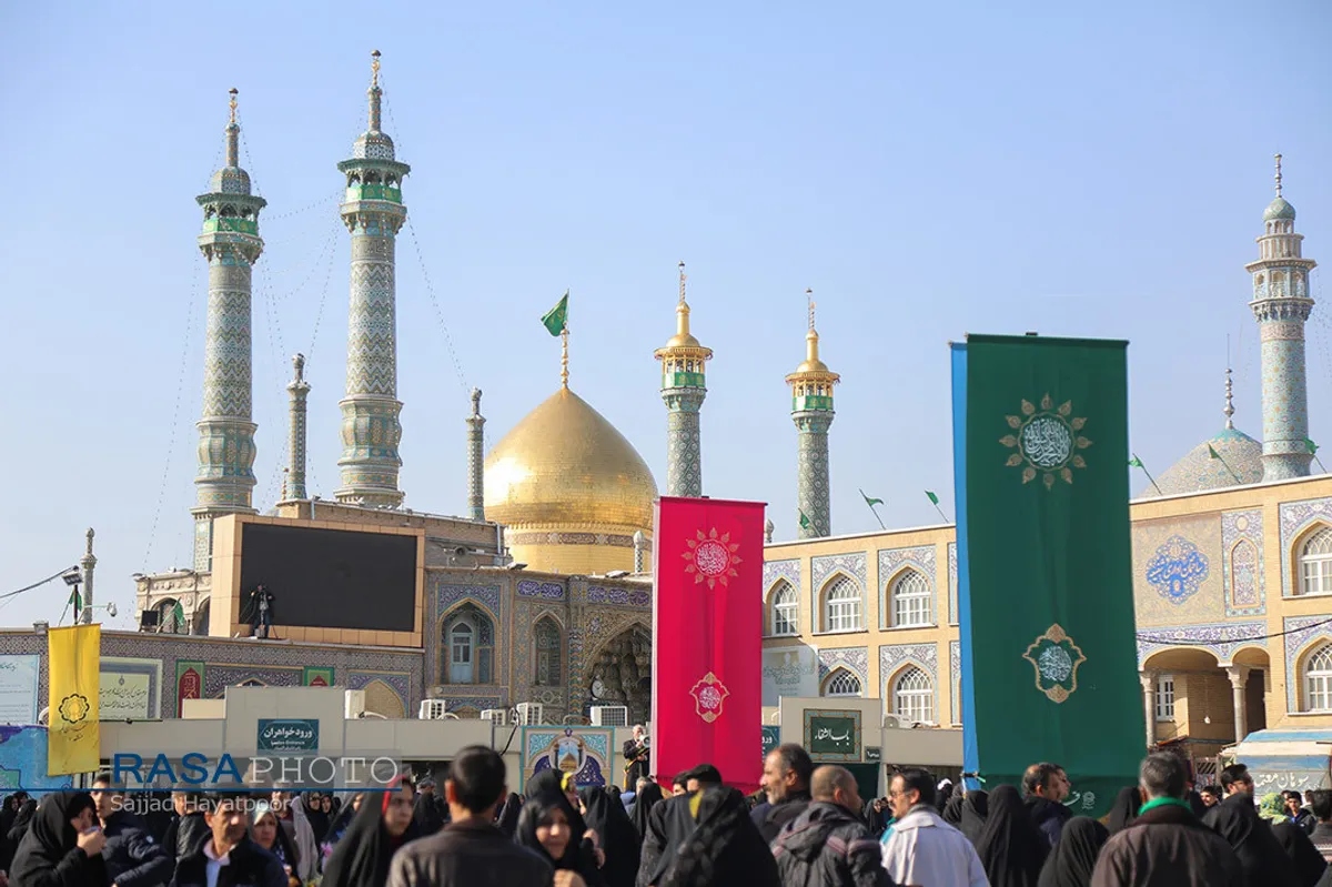 مراسم نمادین ورود کاروان حضرت معصومه (سلام الله علیها) به قم