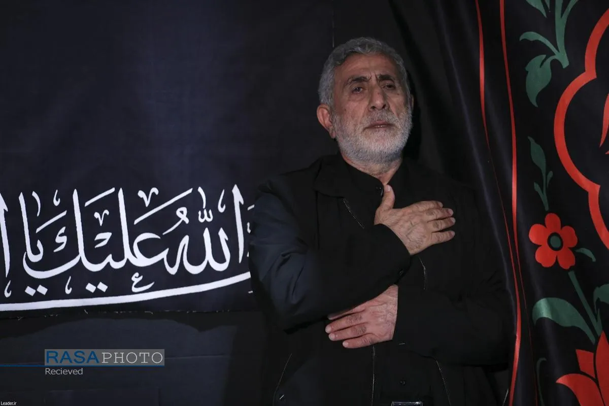 مراسم عزاداری شام غریبان حسینی در جوار محل شهادت قائد شهید