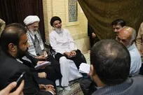 دیدار مردمی نماینده ولی فقیه درخوزستان و مسئولان استانی در نماز جمعه آبادان