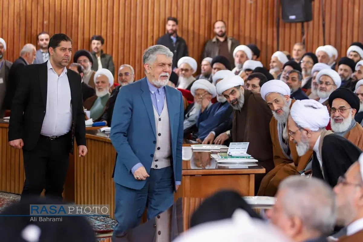 رونمایی از تفسیر تسنیم آیت&zwnj;الله جوادی آملی