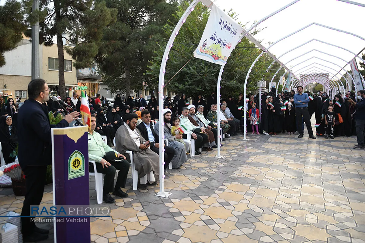 مراسم تقدیر از زحمت&zwnj;کشان نیروی انتظامی در قم