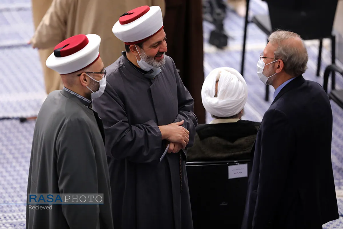 دیدار میهمانان کنفرانس وحدت اسلامى&zwnj; و جمعی از مسئولان نظام با رهبر انقلاب