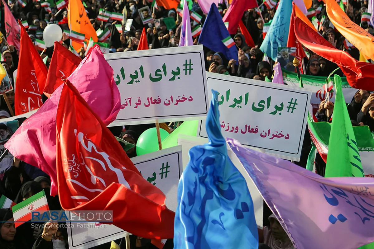 جشن بزرگ پیامبر مهربانی&zwnj;ها با حضور دختران و بانوان مشهد