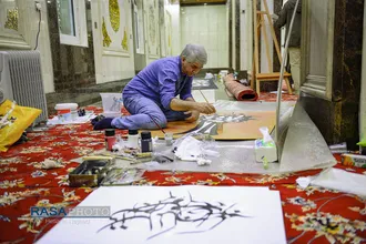 اهداء آثار هنرمندان ایرانی به موزه آستان مقدس حضرت ابا عبد الله (علیه السلام)
