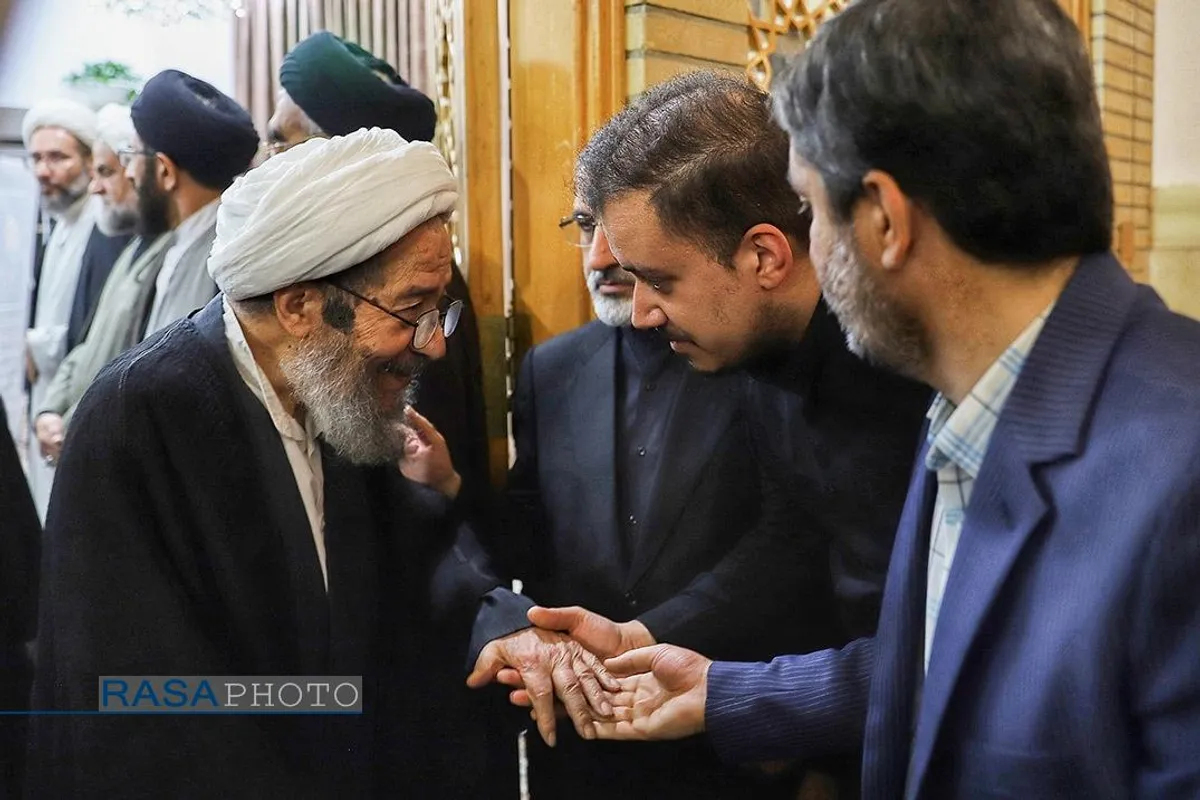 مراسم بزرگداشت شهدای خدمت در حرم حضرت معصومه (سلام&zwnj;الله&zwnj;علیها)