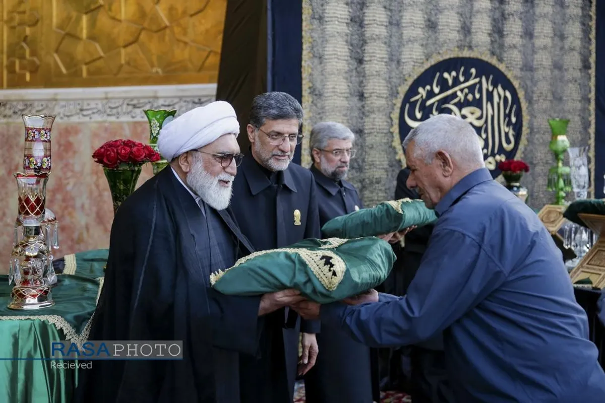 آیین اذن عزا و تعویض پرچم حرم مطهر رضوی در آغاز ماه محرم