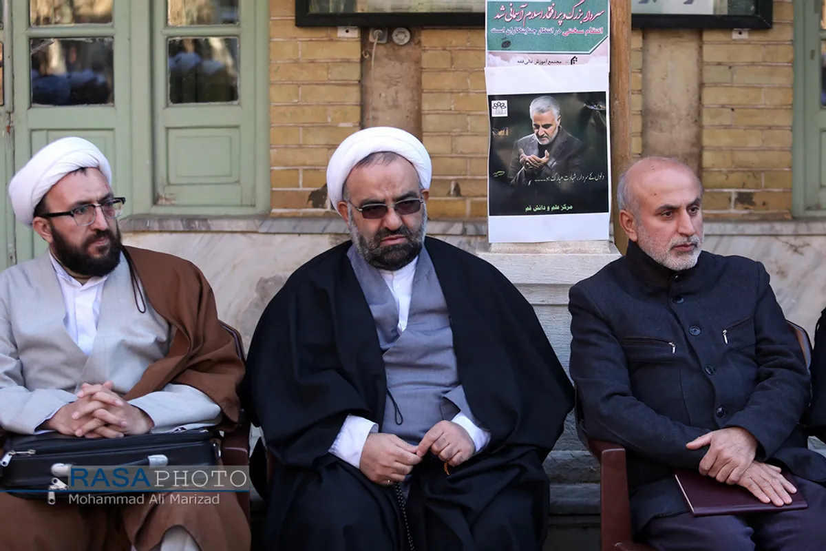 تجمع طلاب المصطفی درپی شهادت سپهبد شهید حاج قاسم سلیمانی